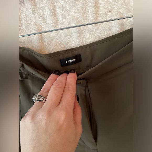 NWT Express Elevated Cargo Pant - Picture 4 of 8